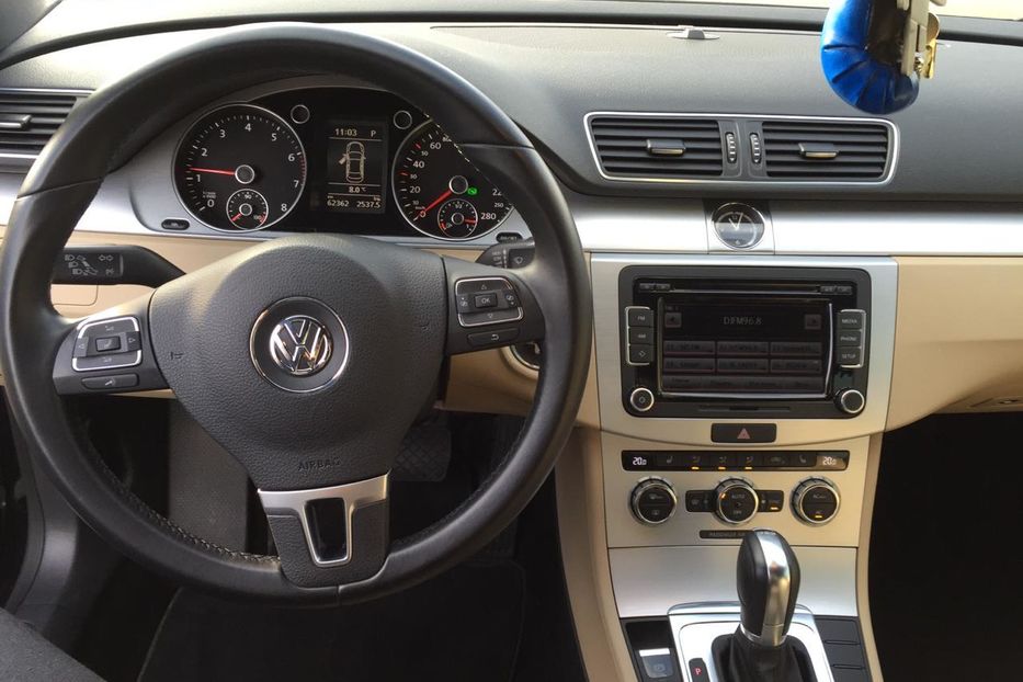 Продам Volkswagen Passat CC 2012 года в Киеве