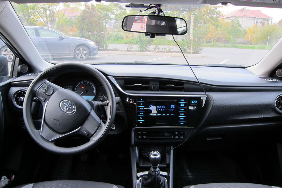 Продам Toyota Auris Touring Sports 2016 года в Одессе