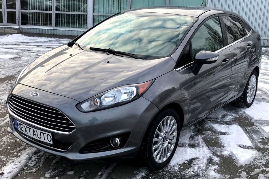 Продам Ford Fiesta TITANIUM 2013 года в Киеве