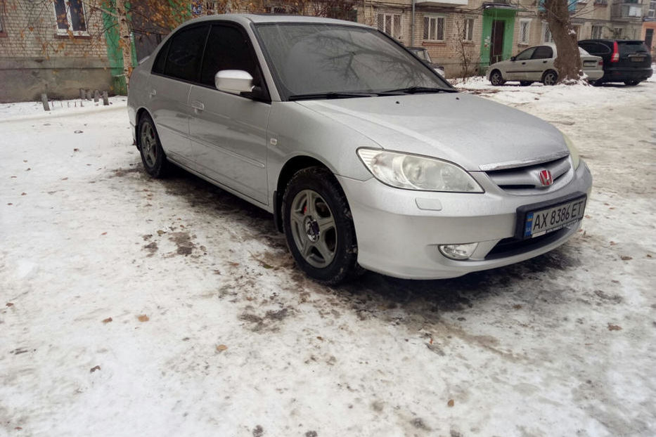 Продам Honda Civic 2004 года в Харькове