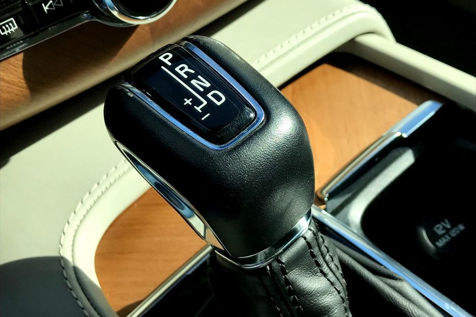 Продам Volvo XC90 INSCRIPTION 2015 года в Киеве
