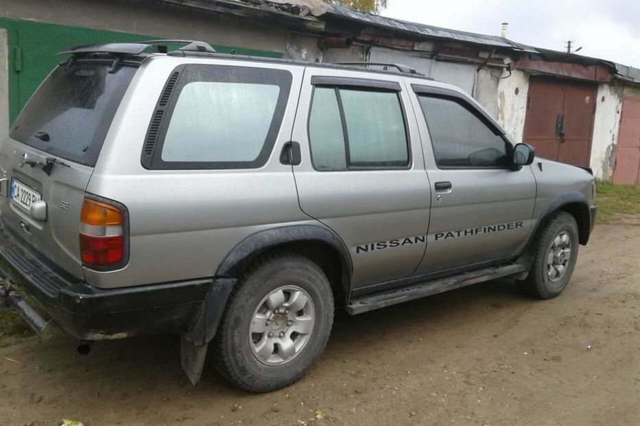 Продам Nissan Pathfinder 1998 года в Житомире