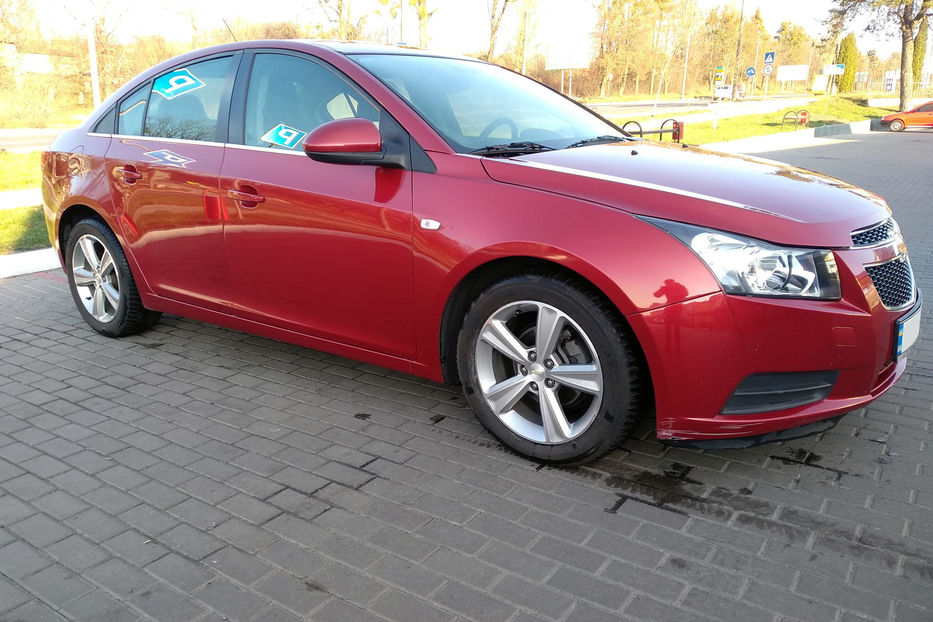 Продам Chevrolet Cruze 1.4 Turbo 2013 года в Ровно