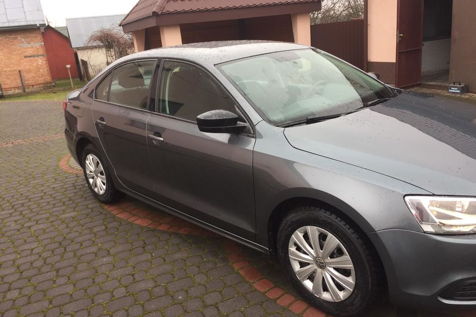 Продам Volkswagen Jetta 2013 года в Львове