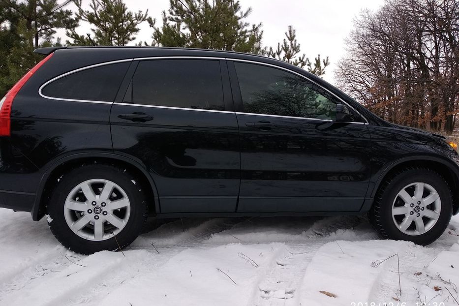 Продам Honda CR-V Executive 2008 года в Киеве