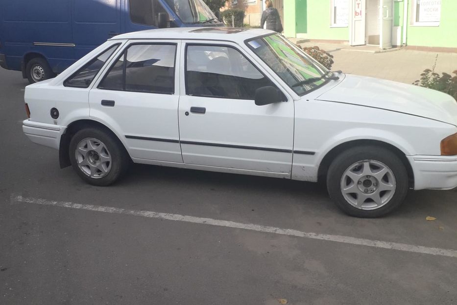 Продам Ford Escort хачбек 1986 года в г. Ахтырка, Сумская область