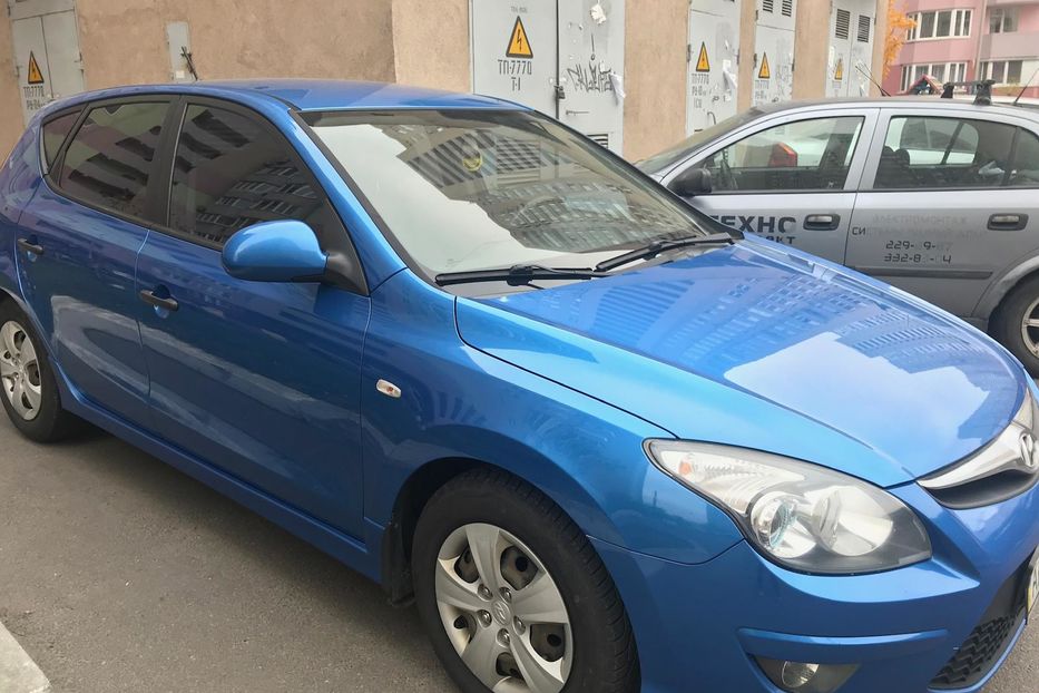 Продам Hyundai i30  2010 года в Киеве