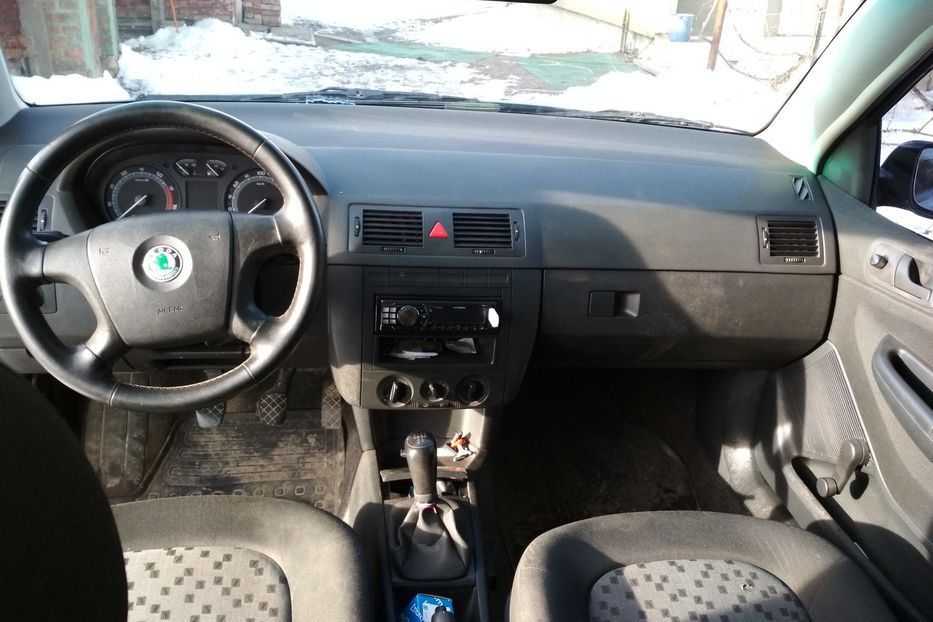 Продам Skoda Fabia 2005 года в г. Нововолынск, Волынская область