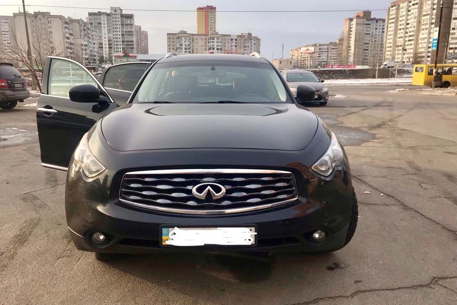 Продам Infiniti FX 2009 года в Киеве