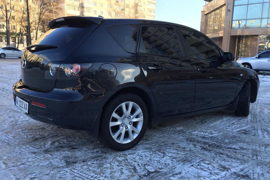 Продам Mazda 3 АКПП 2007 года в Киеве