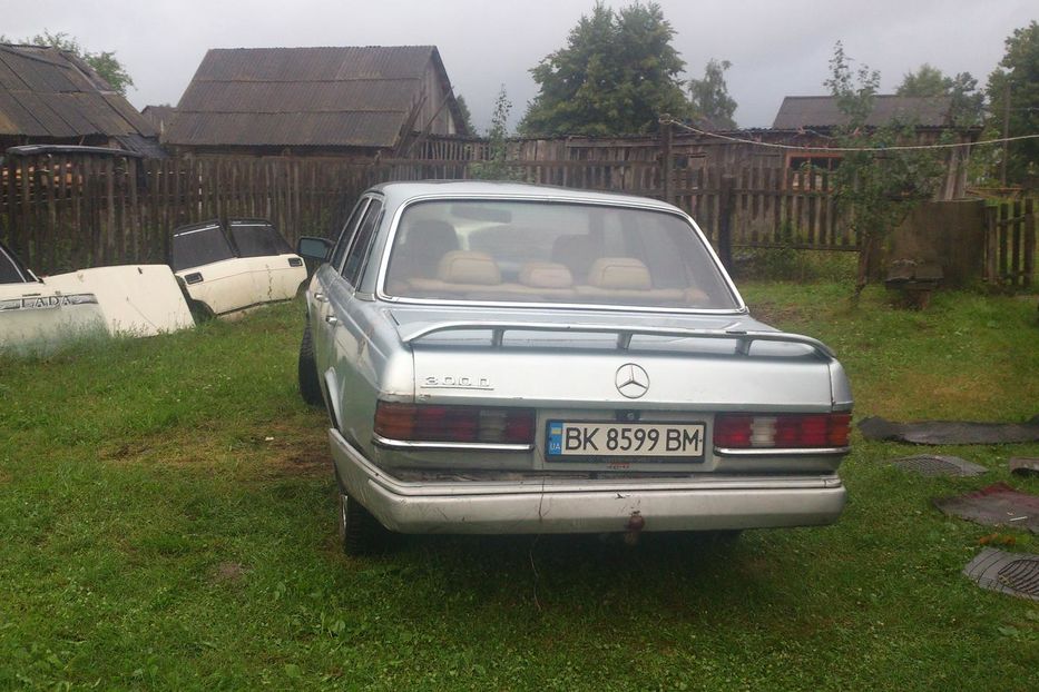 Продам Mercedes-Benz 300 1982 года в Ровно