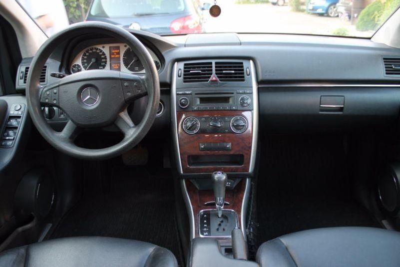 Продам Mercedes-Benz B 180 2011 года в Ровно