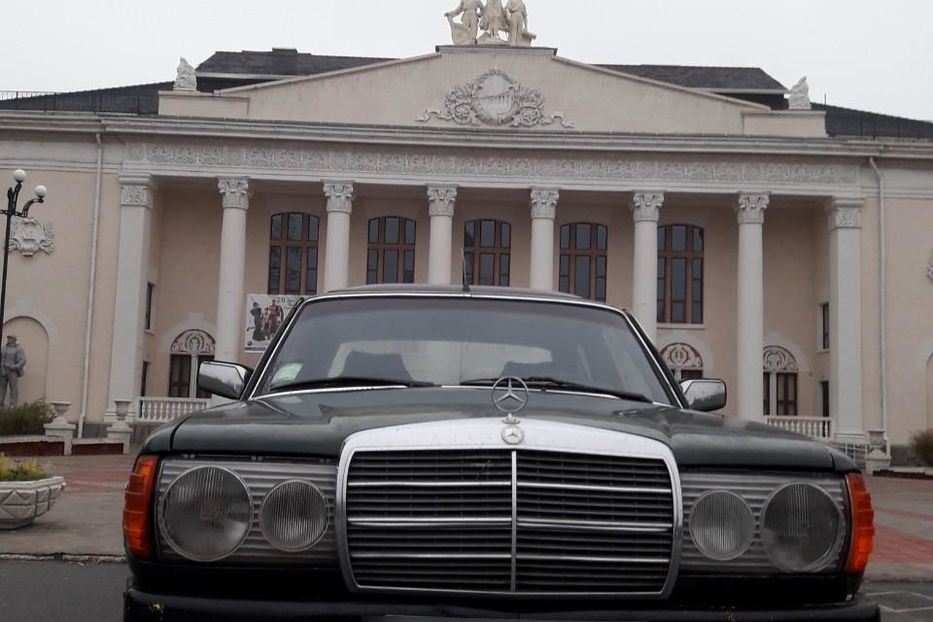 Продам Mercedes-Benz E-Class 1979 года в Херсоне