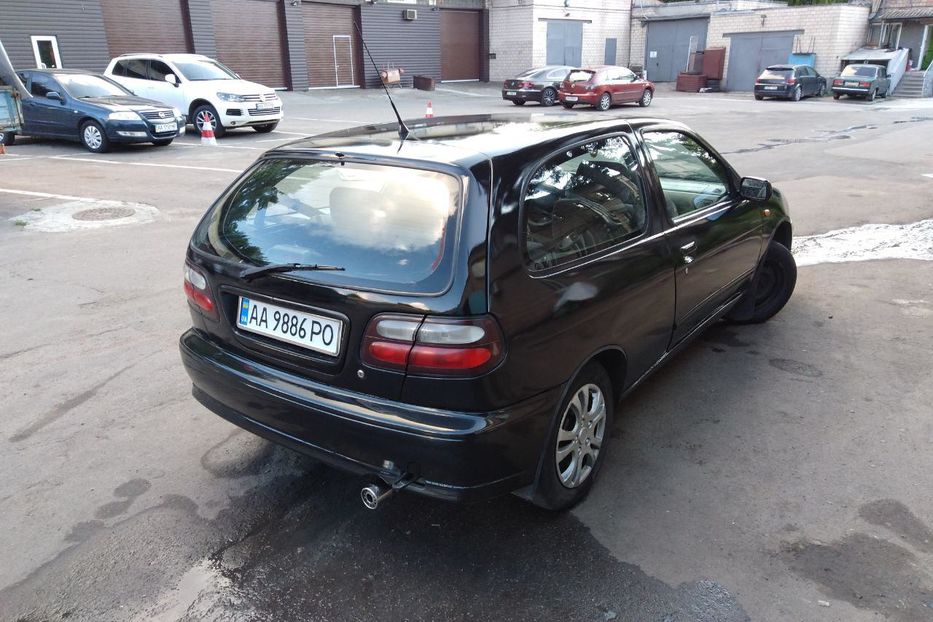 Продам Nissan Almera 1998 года в Киеве