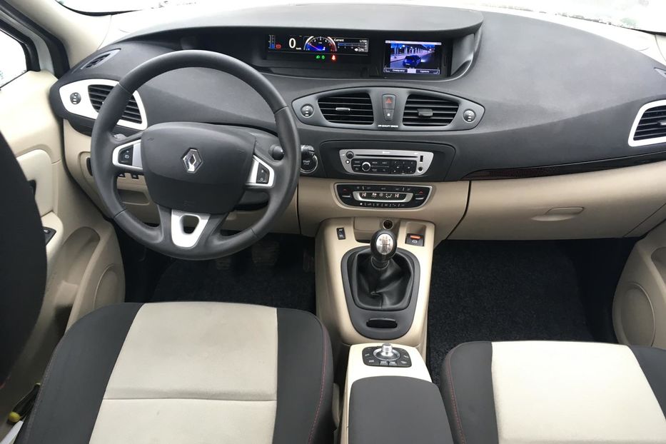 Продам Renault Scenic Comfort  2012 года в Львове