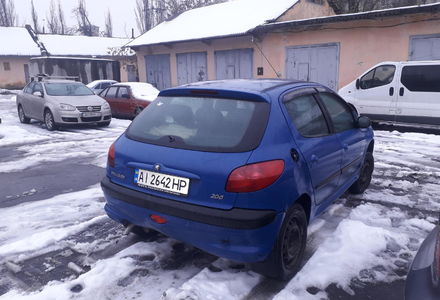 Продам Peugeot 206 2002 года в Киеве