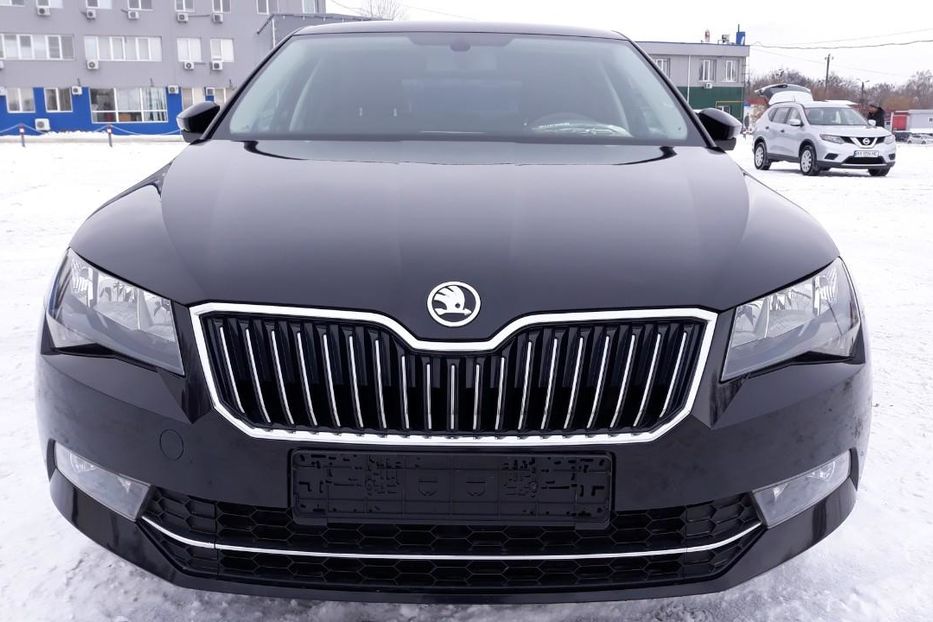 Продам Skoda Superb 1.8Т АТ 2016 года в Харькове