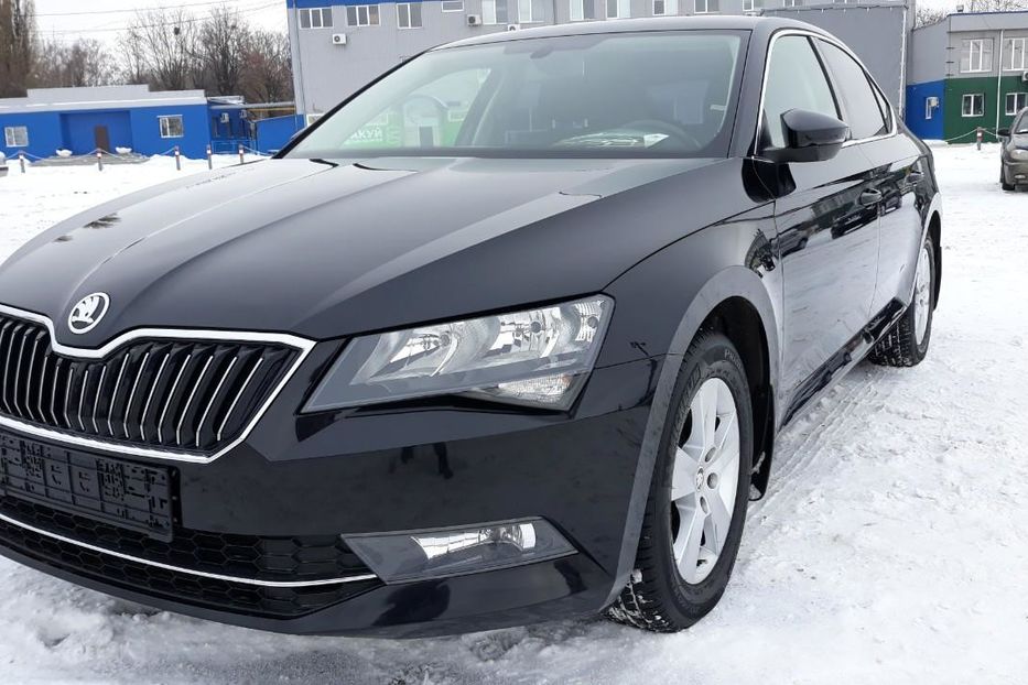 Продам Skoda Superb 1.8Т АТ 2016 года в Харькове