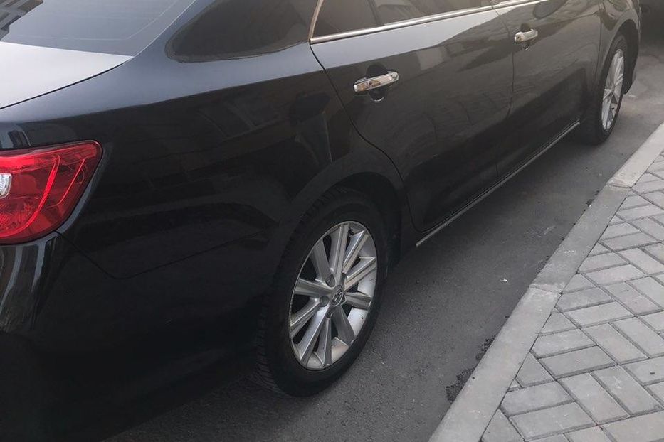 Продам Toyota Camry Lux 2013 года в Харькове