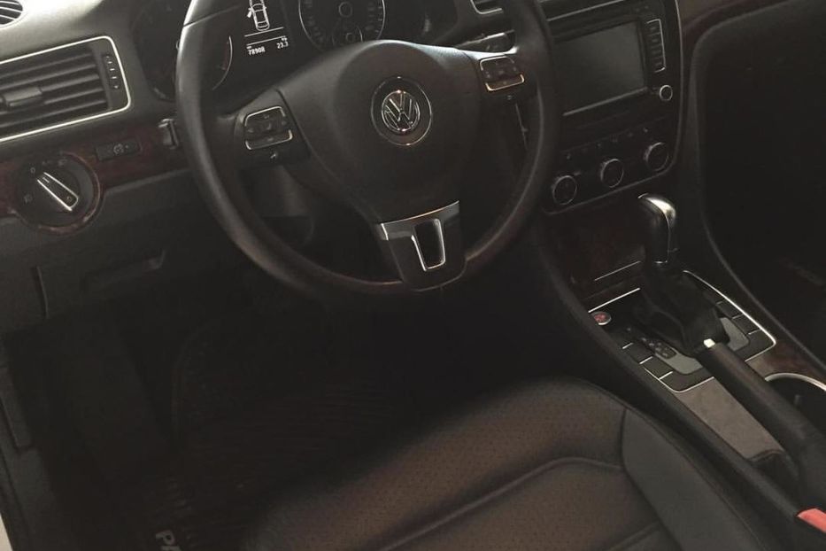 Продам Volkswagen Passat B7 SEL 2012 года в Одессе