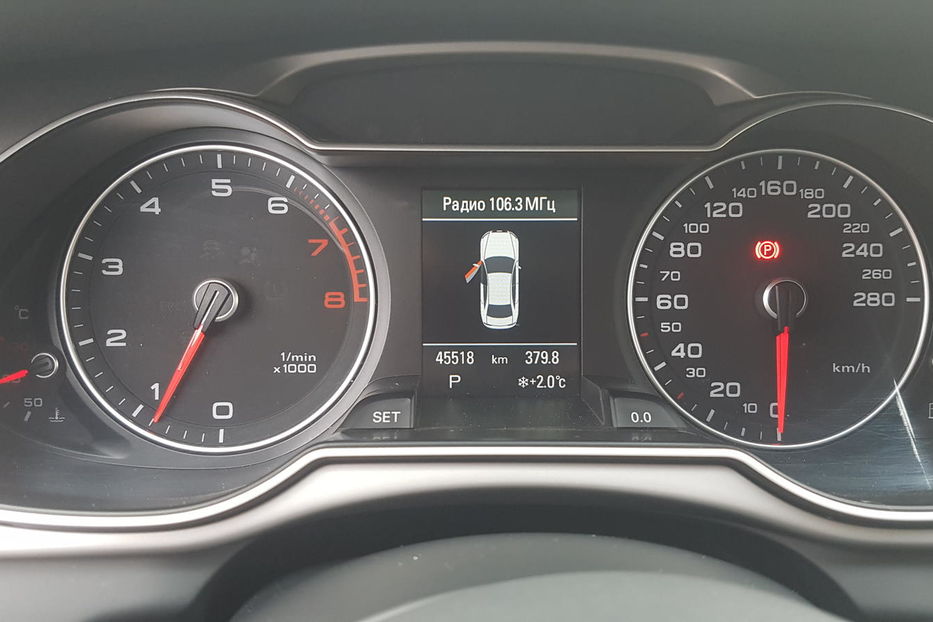 Продам Audi A4 2014 года в Запорожье