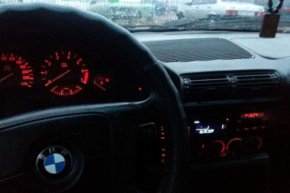 Продам BMW 520 520i 1995 года в Запорожье