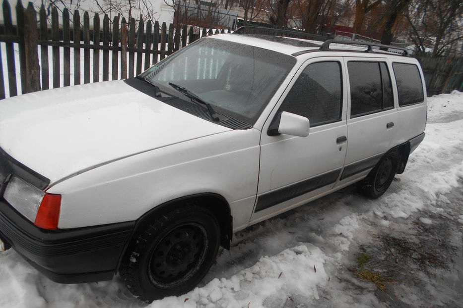 Продам Opel Kadett универсал (Е) 1990 года в Киеве