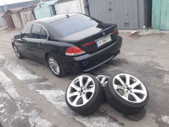 Продам BMW 745 2002 года в Киеве