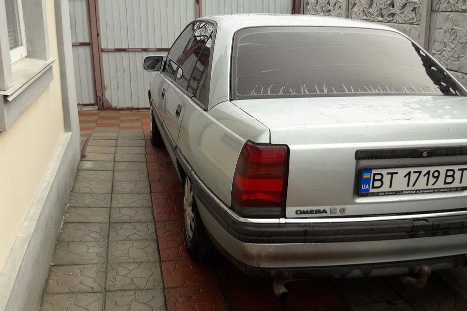 Продам Opel Omega А 1992 года в г. Голая Пристань, Херсонская область