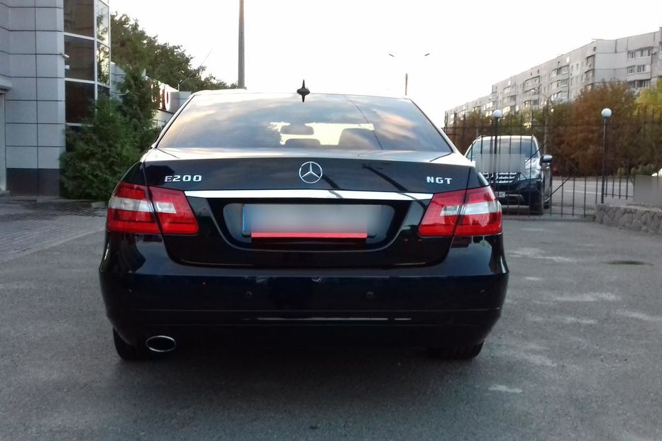 Продам Mercedes-Benz E-Class 2012 года в Харькове