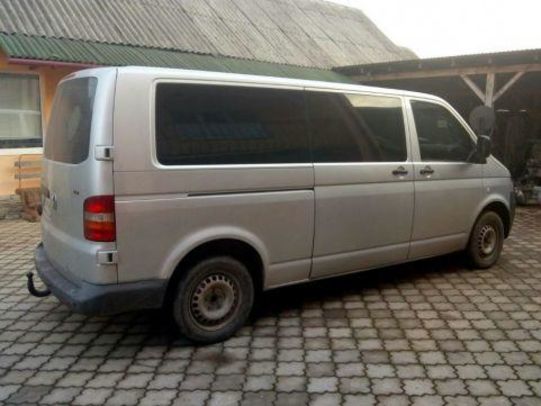 Продам Volkswagen T5 (Transporter) пасс. Довга база 2005 года в Ужгороде