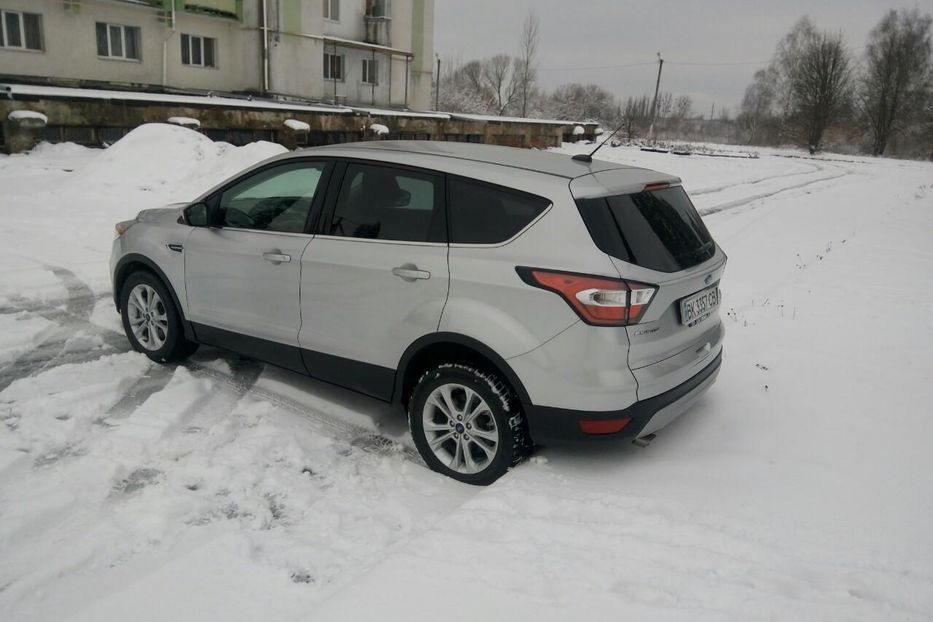Продам Ford Escape 2017 года в Ровно
