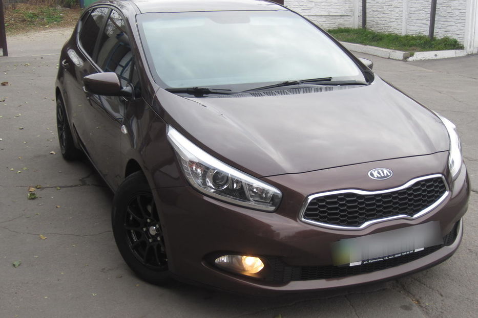 Продам Kia Ceed 2012 года в г. Днепродзержинск, Днепропетровская область