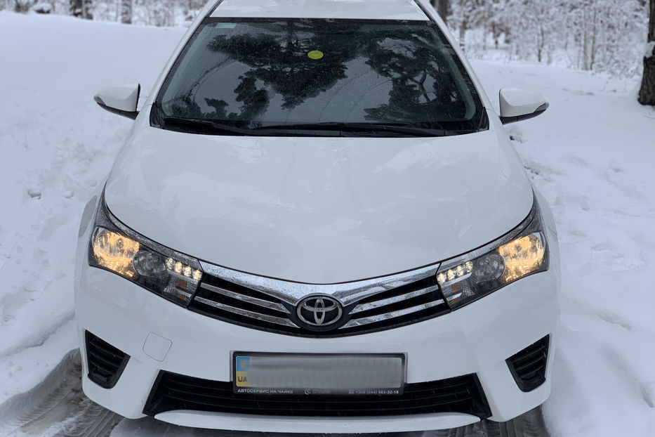 Продам Toyota Corolla 2014 года в Киеве