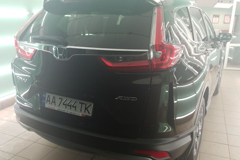 Продам Honda CR-V 2017 года в Киеве