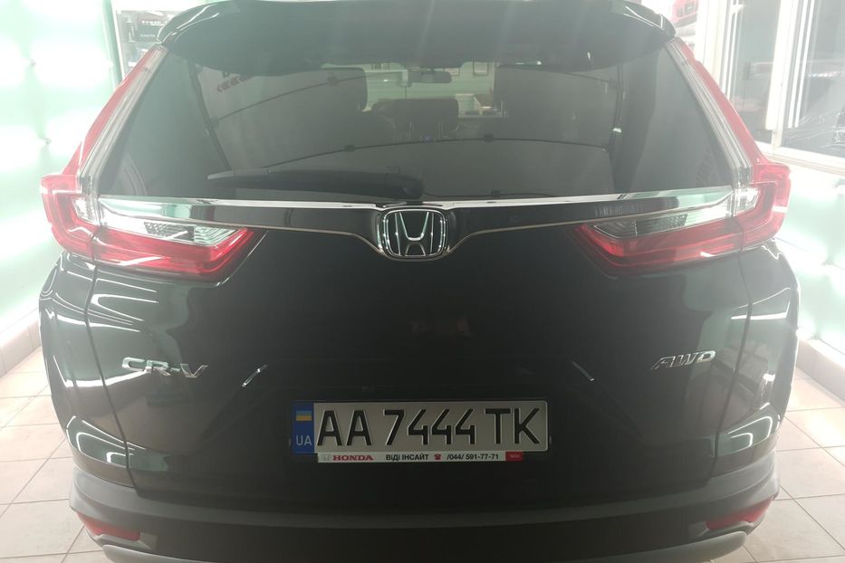 Продам Honda CR-V 2017 года в Киеве