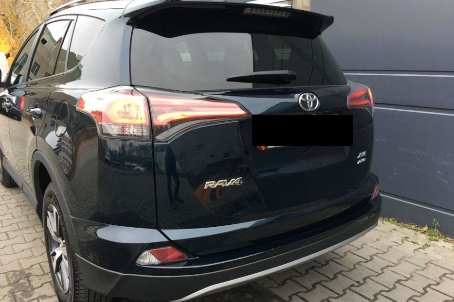 Продам Toyota Rav 4 2018 года в Львове