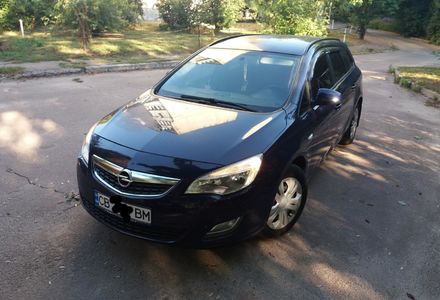 Продам Opel Astra J 2012 года в Чернигове