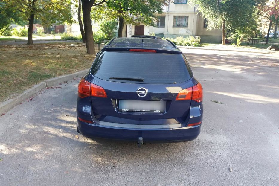 Продам Opel Astra J 2012 года в Чернигове