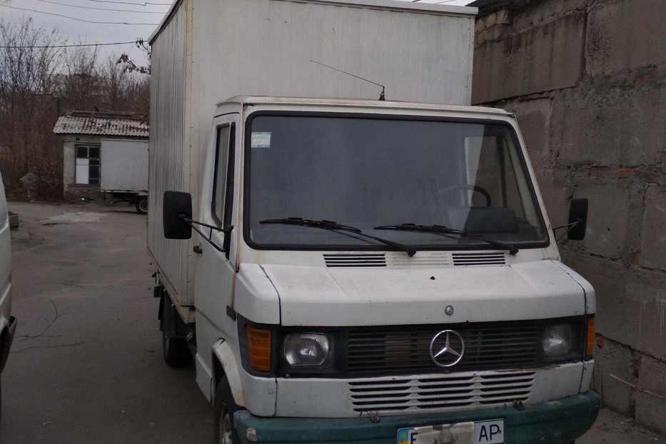 Продам Mercedes-Benz O 307 Грузовик 1987 года в Запорожье