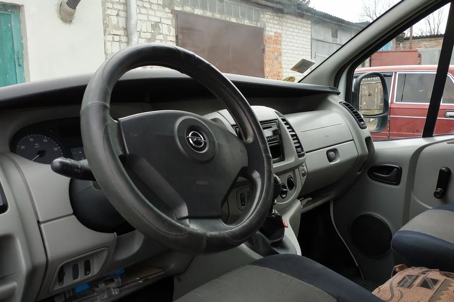 Продам Opel Vivaro пасс. 2005 года в Львове