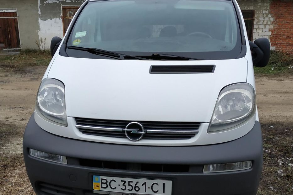 Продам Opel Vivaro пасс. 2005 года в Львове