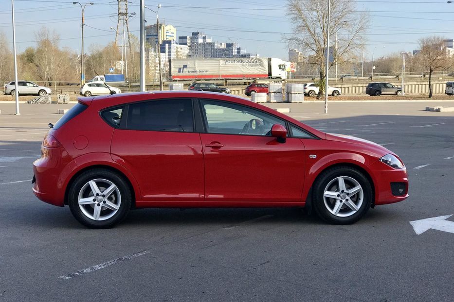 Продам Seat Leon 1.9TDi  2010/12 2010 года в Киеве