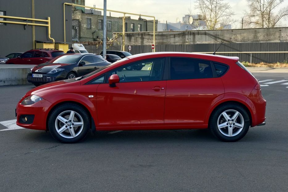 Продам Seat Leon 1.9TDi  2010/12 2010 года в Киеве