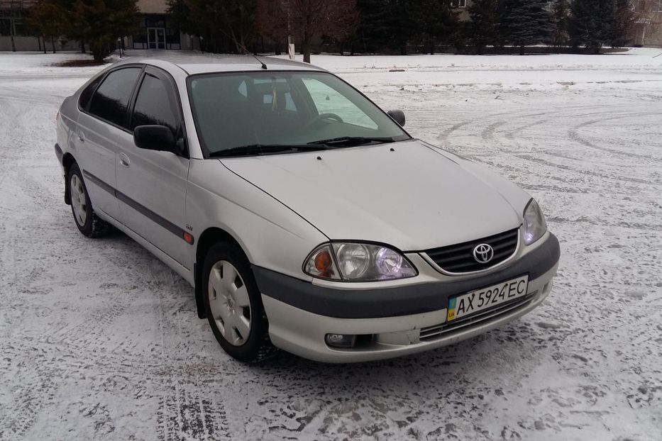 Продам Toyota Avensis 2002 года в Харькове