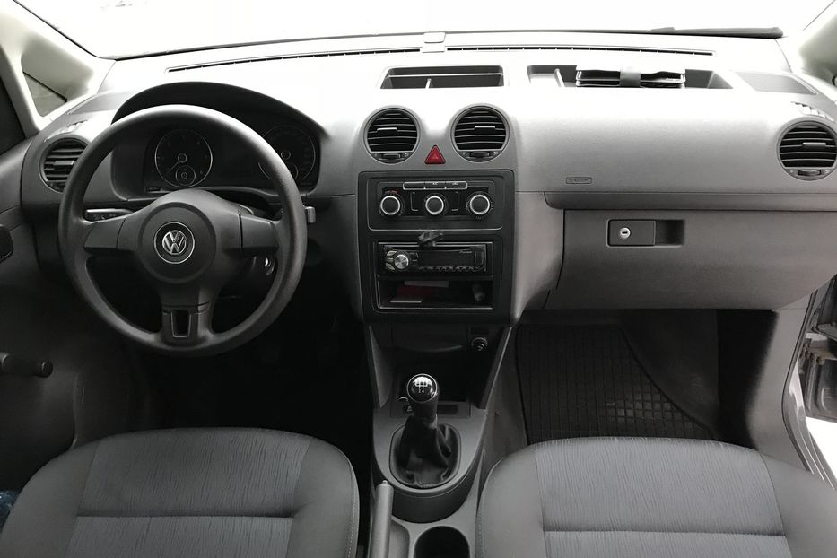 Продам Volkswagen Caddy пасс. Лонг  2014 года в Киеве