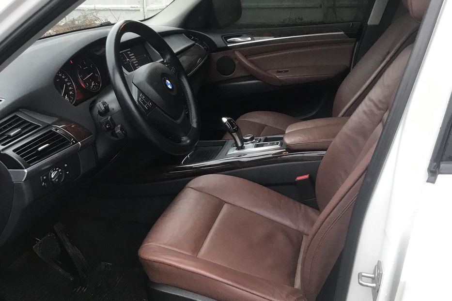 Продам BMW X5 2013 года в Киеве