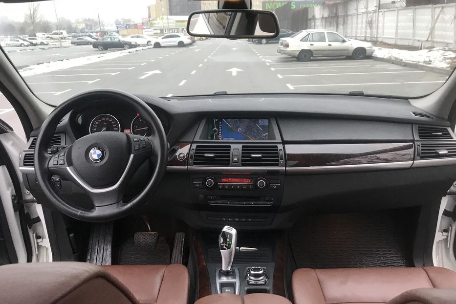 Продам BMW X5 2013 года в Киеве