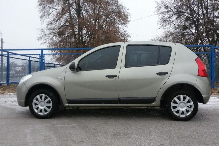 Продам Renault Sandero 2011 года в Харькове