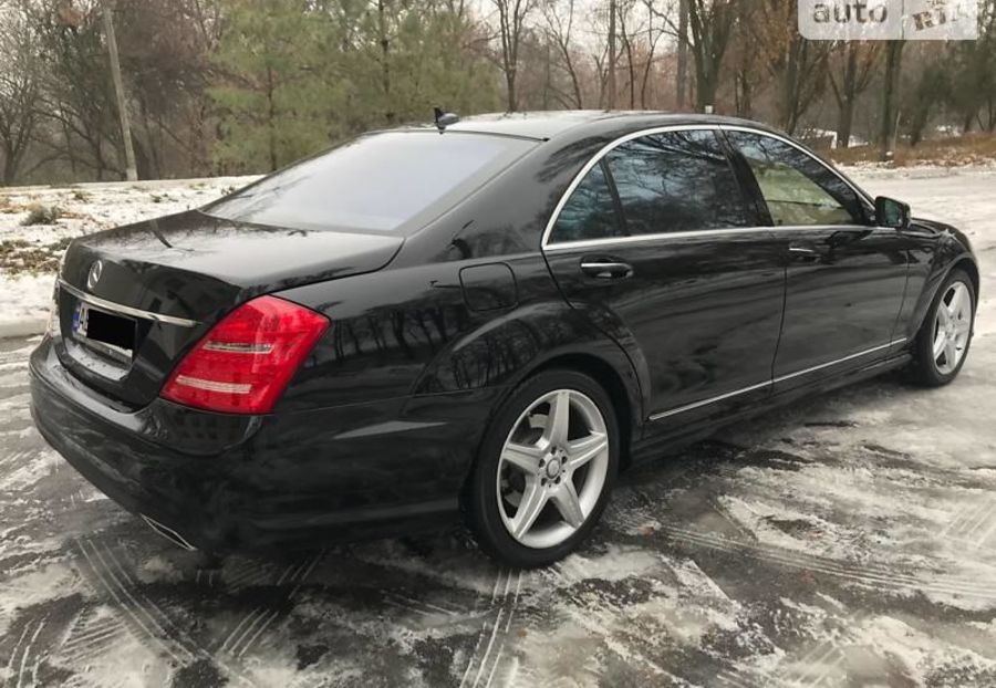 Продам Mercedes-Benz S 550 LONG 4MATIC 2010 года в Днепре